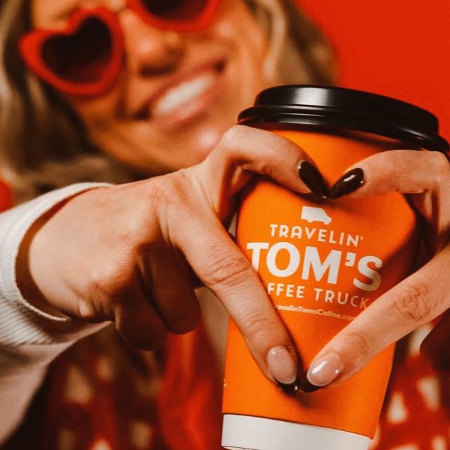 @travelintomscoffee is coming to VERVE STL TOMORROW from 10 AM to NOON✨

Free drinks for the first 100 people☕️

We can’t wait to see you there and fuel your midterms week!