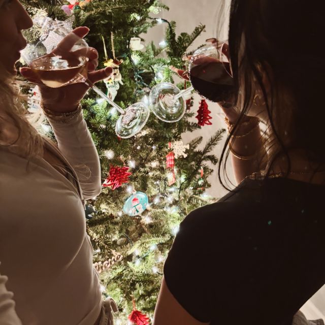 What are your plans for NYE?! 🥂 Whether you’re staying cozy or having a night on the town, we wish you the HAPPIEST of New Years ❤️
•
•
•
#slu #washu #stllife #nye2025