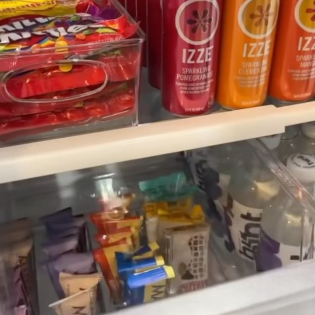 POV: You just signed at VERVE and your fridge looks like this 🥤🍫

✨ Limited-time leasing specials now live
✨ Signing fees? Waived.
✨ Studio + 4x4 floor plans with exclusive discounts
✨ Steps from SLU, stocked with amenities

Your off-campus glow-up starts here—DM us to tour or loc​k in your rate

#vervestl #fridgerestock #sluhousing #studentliving #apartmentaesthetic #stlhousing #saintlouisuniversity  #washingtonuniversityinstlouis