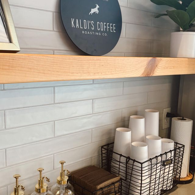 VERVE STL x Kaldi’s Coffee✨☕️ 

Cafe Kaldi and Iced Cafe Kaldi for our residents 25/8!

#coffee #Kaldis #VERVESTL #amenity #WeLoveOurResidents #SignToday #SLU #WASHU #STL #apartmentliving