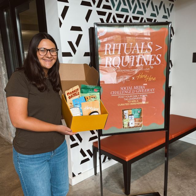 Snack better, VERVE 🍿🥨

All month long, we’re partnering with @hereheremkt to upgrade your snack game with better eating rituals!!

Use code: BESTDAMNSNACKS for 15% off your next order!❤️

⭐️ post your daily ritual
⭐️ tag @vervestl 
🏆get entered for a curated snack box from @hereheremkt ✨