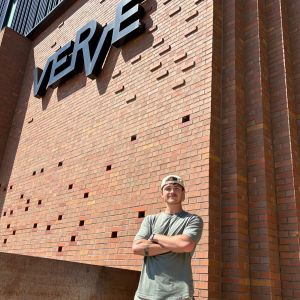 Say hello to one of our new community interns, Max! Max is an incoming SLU senior studying Aerospace Engineering. You’ll see Max helping around the building, on campus, and in the office! 

#verve #vervestl #luxuryapartments #stlouis #summer #apartment #modern